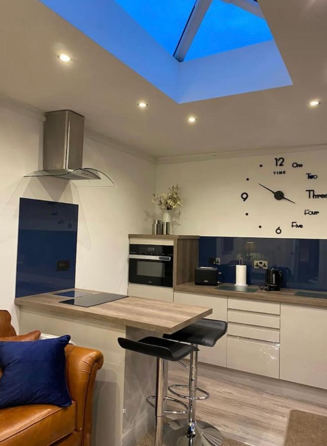 Balcony House Apartment In Kendal Luaran gambar