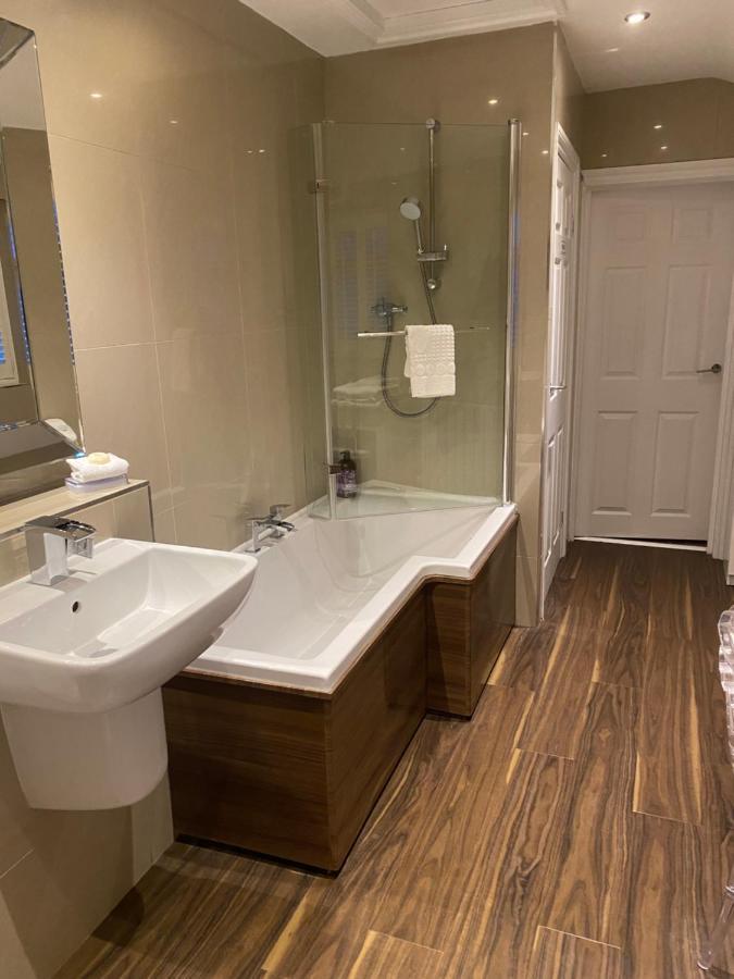 Balcony House Apartment In Kendal Luaran gambar